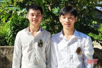 Đôi bạn người dân tộc thiểu số ở Hà Tĩnh cùng đạt điểm 10 ước mơ trở thành sỹ quan quân đội