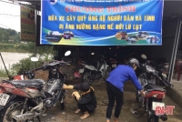 Tuổi trẻ Vũ Quang “Rửa xe gây quỹ” ủng hộ người dân vùng lũ Cẩm Xuyên