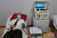 2 chiến sĩ Công an Hà Tĩnh hiến máu cứu bệnh nhân suy đa tạng