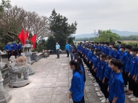 Đức Thọ: Các cơ sở Đoàn tổ chức Hành trình về địa chỉ đỏ với chủ đề: “Tự hào tuổi trẻ Việt Nam”