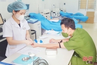 2 cán bộ công an xã ở Hà Tĩnh kịp thời hiến máu cứu người