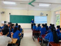 Đoàn trường Đại học Hà Tĩnh: Sinh hoạt chuyên đề Tuyên truyền về chủ quyền biển đảo, biên giới cho đoàn viên thanh niên