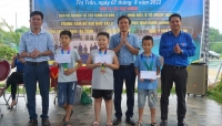 Hương Khê: 75 vận động viên nhí tham dự giải bơi Đường đua xanh