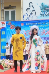 Trường THPT Nguyễn Huệ: Chung kết cuộc thi học sinh tài năng thanh lịch