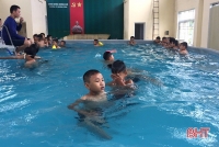 Hương Khê: Dồn lực dạy bơi miễn phí cho trẻ em dịp hè 2022
