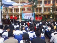 Cẩm Xuyên: Trường THPT Hà Huy Tập phối hợp tổ chức Ngày hội tư vấn, giới thiệu việc làm cho học sinh khối 12