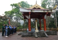 Đoàn trường Đại học Hà Tĩnh tổ chức hành trình về địa chỉ đỏ tại Khu căn cứ địa của nghĩa quân Phan Đình Phùng