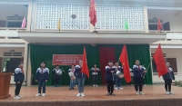 Hội đồng Đội huyện Hương Sơn chỉ đạo tổ chức Sinh hoạt dưới cờ với chủ điểm “Mỗi tuần một tấm gương sáng, một cuốn sách hay, một câu chuyện đẹp”