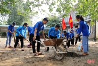 Tràn đầy sức trẻ từ “Công trường thanh niên” khắc phục hậu quả mưa lũ
