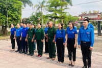 Tuổi trẻ Cẩm Xuyên và Đoàn khối CCQ&DN tỉnh thăm hỏi tặng quà cựu TNXP nhân kỷ niệm 70 năm chiến thắng Điện Biên Phủ