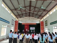 toàn thể giáo viên làm Tổng phụ trách Đội có mặt trong buổi tập huấn