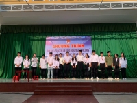 Các bạn học sinh của Tiểu phẩm bạo lực học đường trong trường học