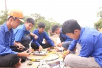 Cẩm Xuyên: Sức lan toả từ công trình “đường điện thanh niên thắp sáng làng quê” -Cách làm hiệu quả của tuổi trẻ Cẩm Sơn