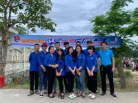 Trường THPT Hương Sơn sôi nổi với Chiến dịch Hoa phượng đỏ năm 2019