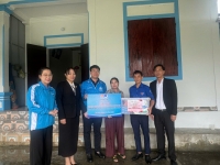 Tỉnh đoàn, Hội LHTN Việt Nam tỉnh thăm hỏi, tặng quà các gia đình chiến sĩ công tác tại biên giới, hải đảo hưởng ứng Cuộc vận động "Nghĩa tình biên giới biển đảo"